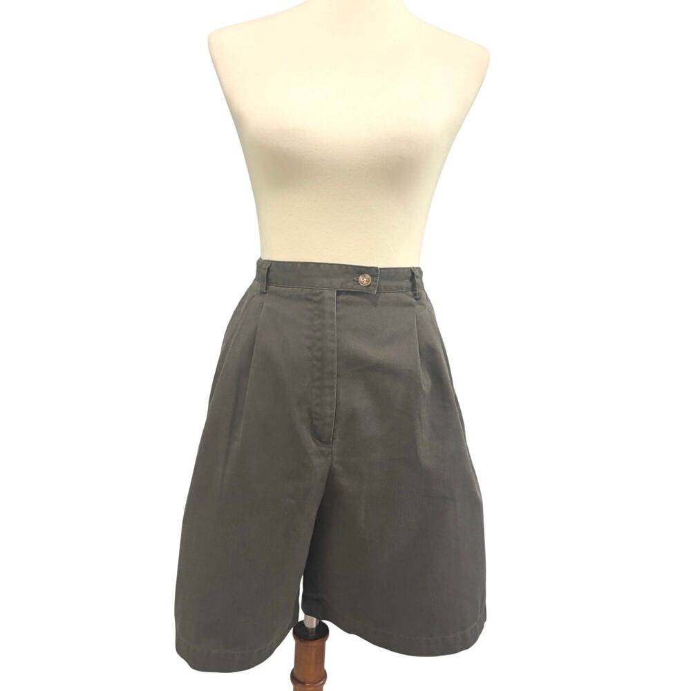 VTG high waisted pleated mom shorts classic olive khaki green Karen Scott